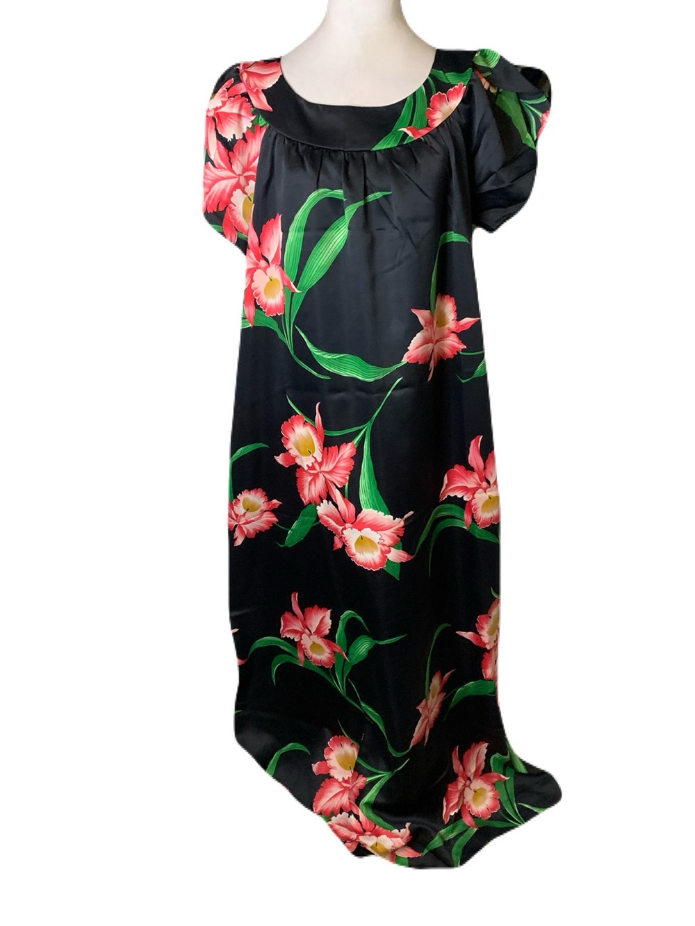 Vintage Hilo Hattie’s Hawaii Large Black Pink Green Floral Print Mumu Maxi Dress